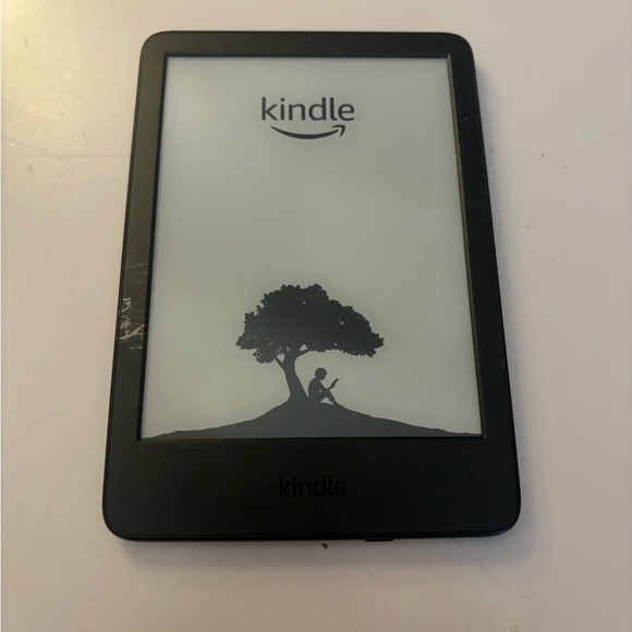 Amazon Kindle - Picture 2 of 3
